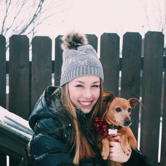 Meet your Posher, Breanna - Picture 1 of 1